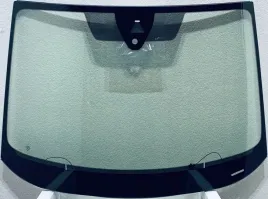 szyba-czolowa-audi-q4-e-tron-2021-solar-kamera-sensor-grzanie-hud