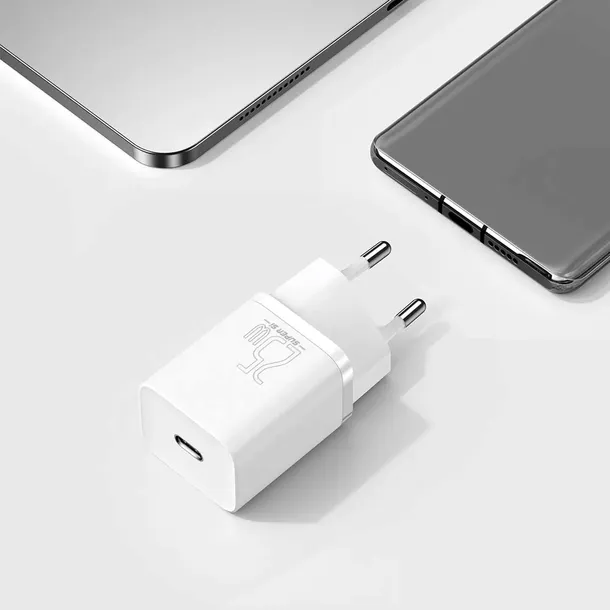 baseus-ladowarka-usb-typ-c-25w-quick-charge-biala-napiecie-wyjsciowe-12-v