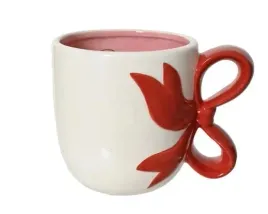 kubek-ceramiczny-bialy-z-czerwona-kokardka