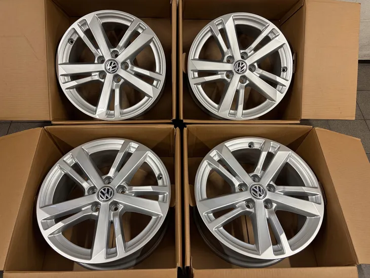 VW TROC TIGUAN TYRON FELGI ALUMINIOWE 17 7X17 ET40 ORYGINALNE NOWE