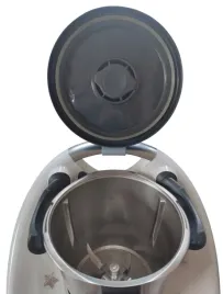 praktyczny-uchwyt-na-pokrywe-thermomix-tm5-tm6
