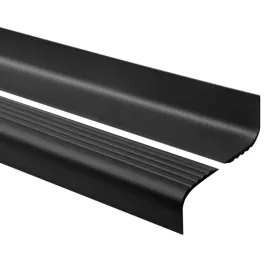 profil-schodowy-antyposlizgowy-nosek-schodowy-pcv-52x40mm-150cm-czarny