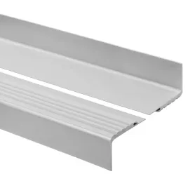 profil-na-schody-pcv-antyposlizgowy-nosek-schodowy-48x42mm-150cm-szary