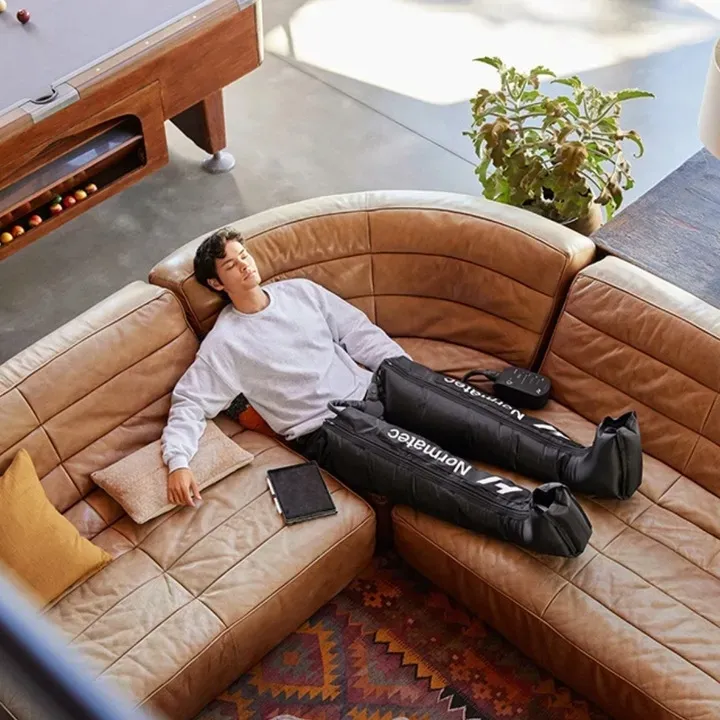 normatec-3-system-do-regeneracji-nog-masazer
