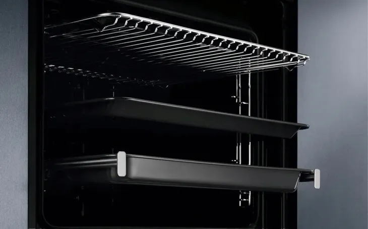 piekarnik-electrolux-eof5c50bz-wysokosc-produktu-3-8-cm