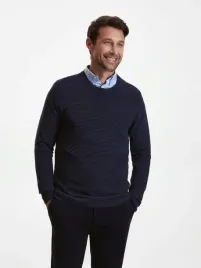 granatowy-strukturalny-sweter-reserved-l