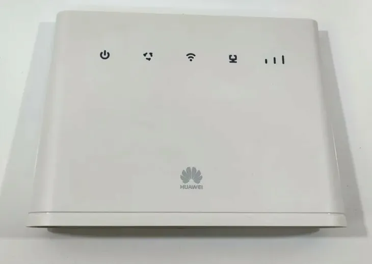 router-huawei-cat-4-b311-221-bialy-model-b311-stan-nowy