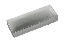 titanum-etui-na-dlugopisy-srebrne-z-flokowana-wysciolka