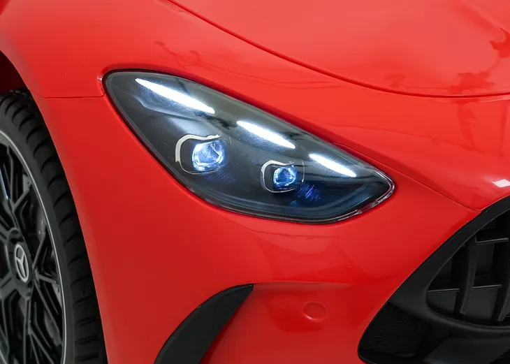 auto-mercedes-benz-gt63-amg-czerwony-na-akumulator-dla-dzieci-gratisy-stan-opakowania-oryginalne