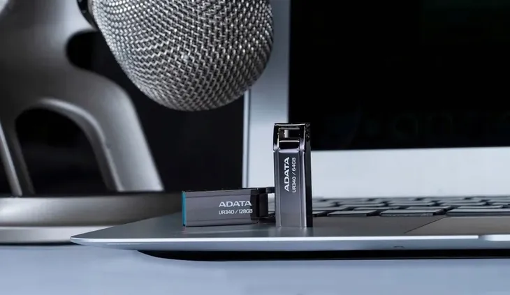 adata-flashdrive-ur340-128gb-usb-3-2-black-kolor-czarny
