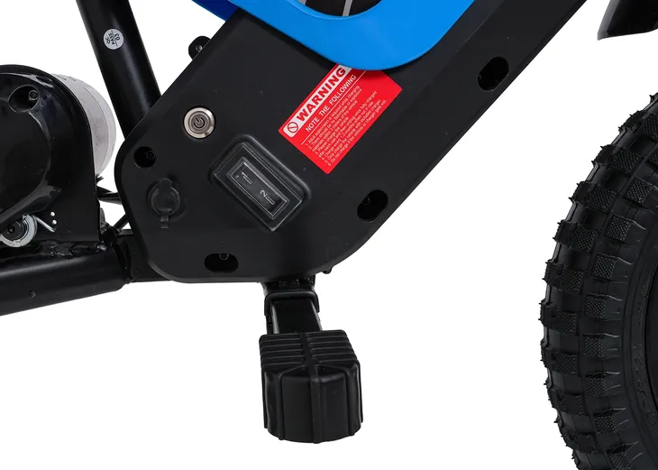 motor-elektryczny-shark-niebieski-na-akumulator-dla-dzieci-gratisy-stan-nowy-kolor-niebieski