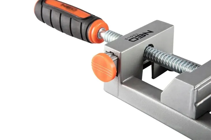 scisk-naroznikowy-podwojny-marka-neo-tools
