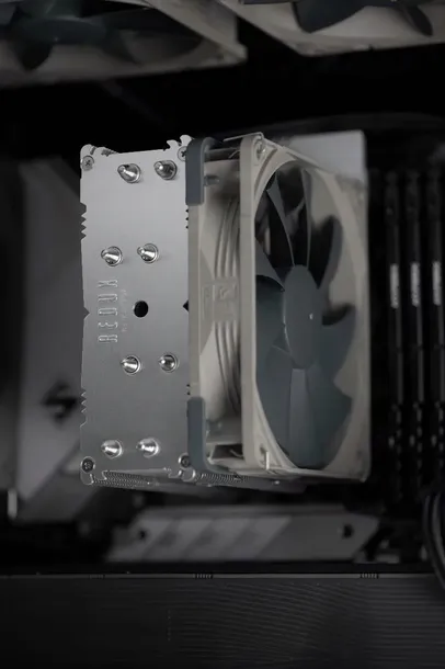 chlodzenie-cpu-noctua-nh-u12s-redux-multi-socket-producent-noctua