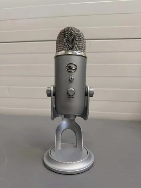 mikrofon-blue-yeti-988-000238-silver-stan-powystawowy-kod-producenta-988-000238
