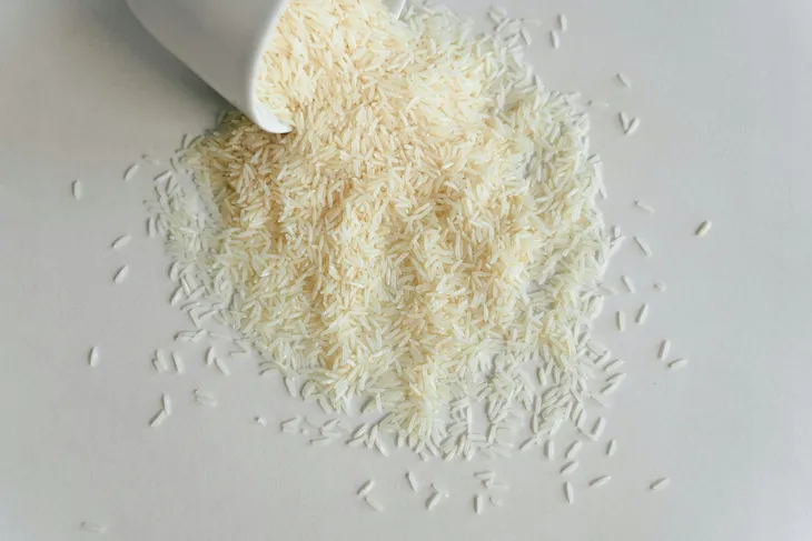 ryz-basmati-1kg-dlugoziarnisty-bialy-ecobi-stan-nowy