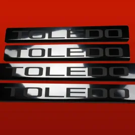 seat-toledo-mk4-listwy-progowe-wykonczenie-polysk-ze-stali-nierdzewnej-304