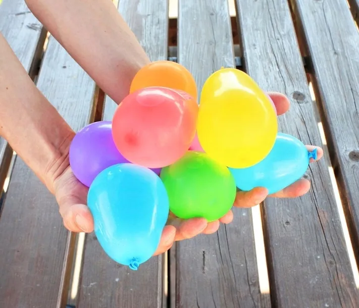 balony-bomby-wodne-100-szt-material-lateks