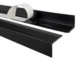 profil-schodowy-antyposlizgowy-samoprzylepny-48x42mm-czarny-150-cm