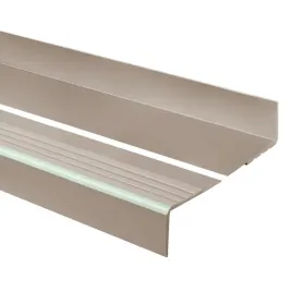 profil-na-schody-pcv-antyposlizgowy-bhp-nosek-schodowy-40x40mm-15-bez