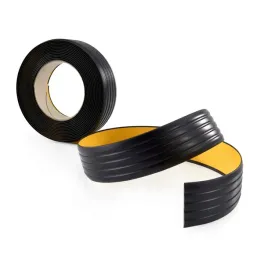 listwa-tasma-antyposlizgowa-samoprzylepna-pvc-czarny-5m-lap