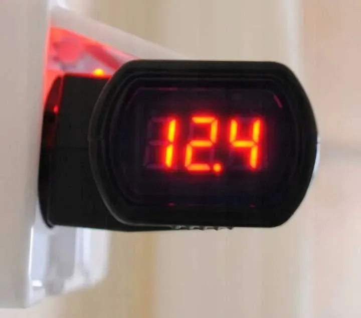 woltomierz-12v