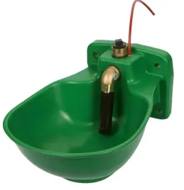 poidlo-dla-bydla-i-koni-z-podgrzewaniem-rurki-230v-73w-kerbl