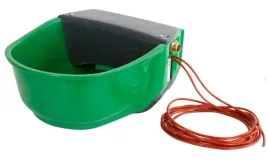 poidlo-5l-dla-bydla-i-koni-podgrzewane-24v-73w-z-kablem-grzewczym-kerbl