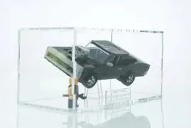 pudelko-stojak-gablotka-na-klocki-lego-speed-chroni-przed-kurzem-i-uv