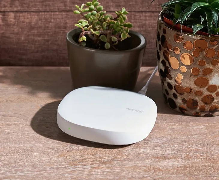 centrala-sterujaca-aeotec-smartthings-marka-aeotec
