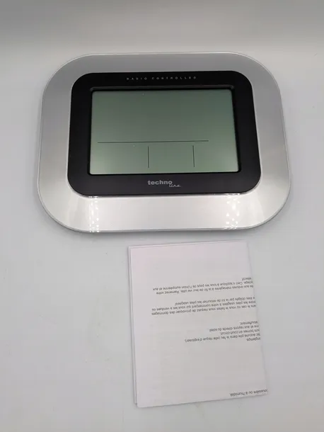 zegar-scienny-technoline-czarny-23cm-stan-powystawowy