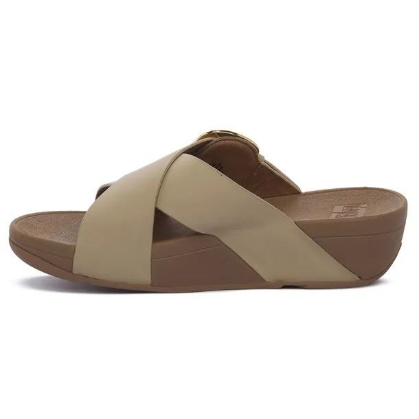je8923-marka-fitflop