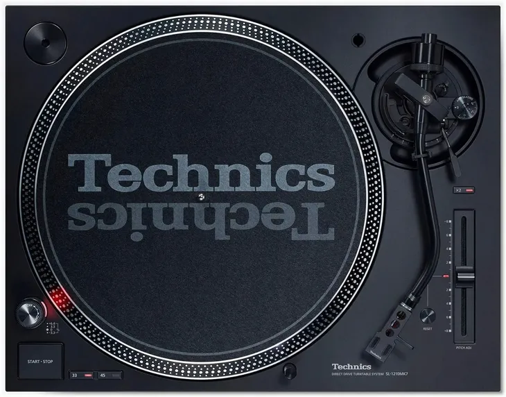 gramofon-technics-sl-1210-mk-7-marka-technics