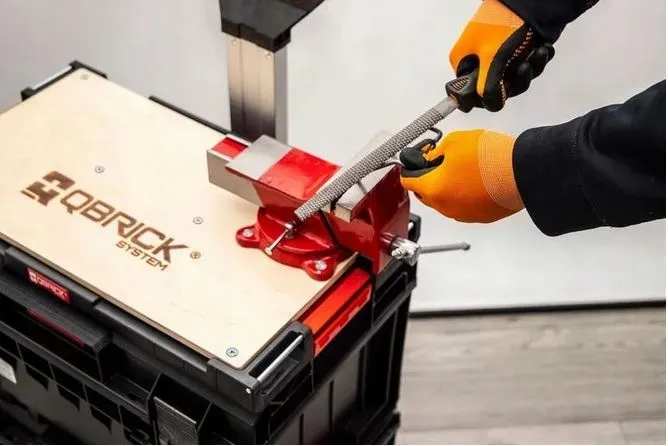 qbrick-system-one-adapter-multi-work-platform