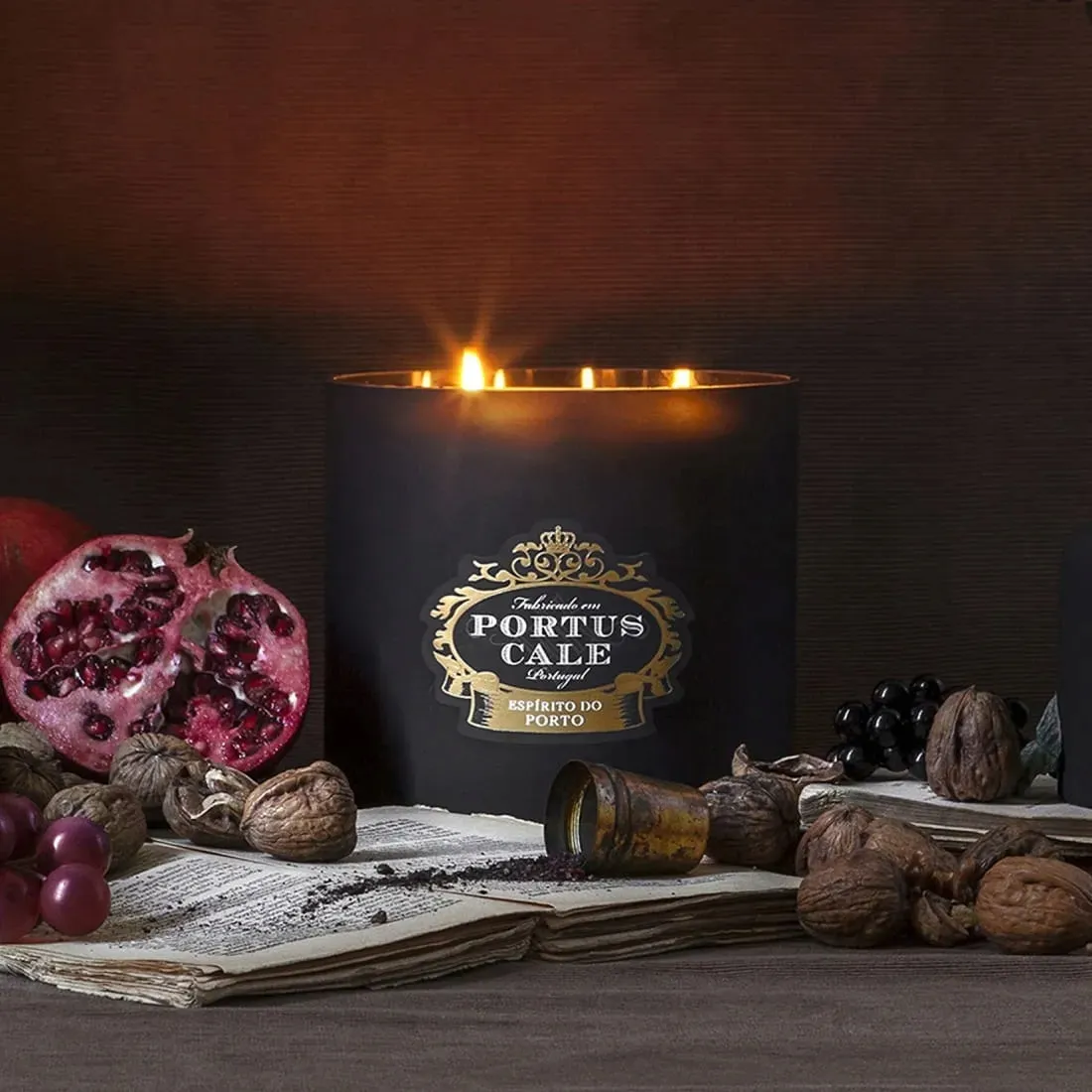 swieca-portus-cale-ruby-red-three-wood-wick-stan-nowy