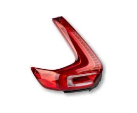 lampa-tyl-do-volvo-xc40-2018-31446790-lewa