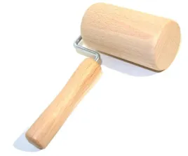 maly-walek-do-ciasta-7cm-obrotowy-z-raczka-chlopcy-z-rancza-883703