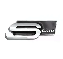 emblemat-blotnik-klapa-tyl-s-line-znaczek-czarny-chrom-audi-83x28cm