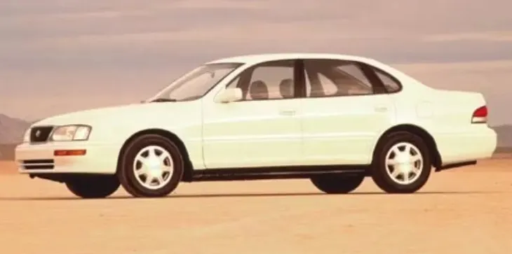 TOYOTA AVALON XX10 REPERATURKA BŁOTNIKA PRAWY TYŁ 1995-1999 AUSTRIA