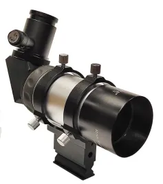 szukacz-8x50-explore-scientific-z-nasadka-katowa-i-montazem-podswietlany