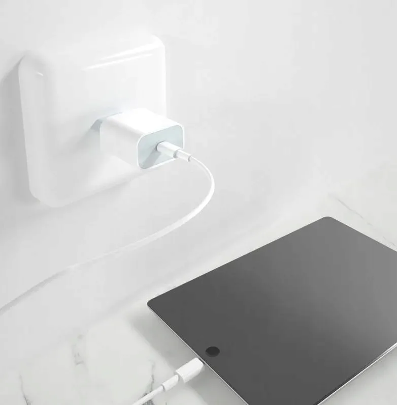 szybka-ladowarka-kostka-typ-c-20w-kabel-do-iphone-stan-nowy