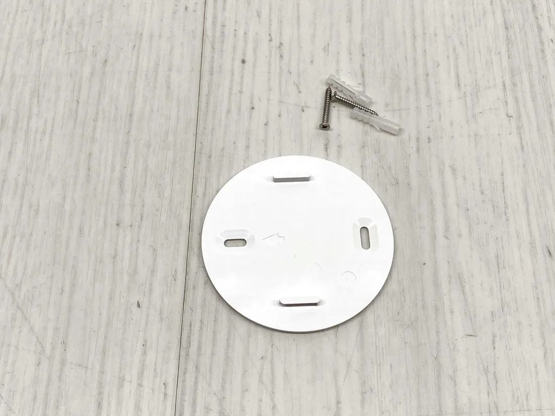 inteligentny-detektor-gazu-zigbee-nous-e9-alarm-85-db-stan-powystawowy