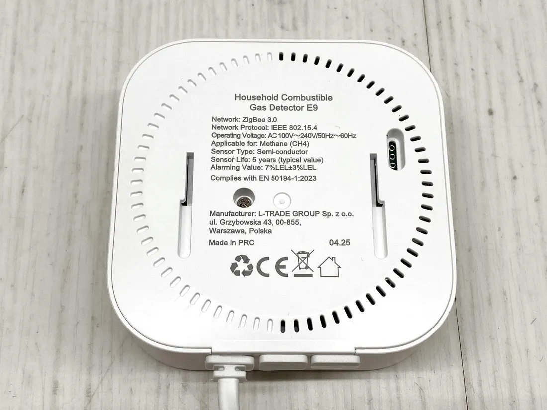 inteligentny-detektor-gazu-zigbee-nous-e9-alarm-85-db