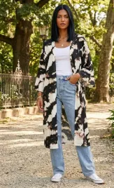 ic05216-boohoo-letnia-narzutka-kimono-midi-wzorzysta-oversize-s-m