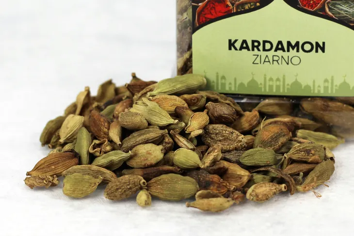 kardamon-zielony-ziarno-90g-or-sindibad-spices-produkt-nie-zawiera-antyzbrylaczy-barwnikow-cukru-drozdzy-konserwantow-laktozy-nabialu