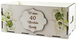 skrzynka-biala-duza-nadruk-kosz-prezentowy-na-urodziny-dowolna-cyfra-imie
