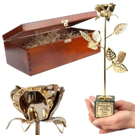prezent-na-urodziny-rocznica-slubu-grawer-50-60-70-statuetka-zlota-roza