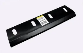 noz-sieczkarni-napawany-prawy-do-trawy-380x90x8-5r-otwory-4x35mm-zastosowan
