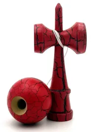 kendama-japonska-gra-zrecznosciowa-drewniana