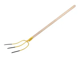widly-gospodarcze-3-zebne-na-drewnianym-trzonku-dl-1500-mm-kute-teger