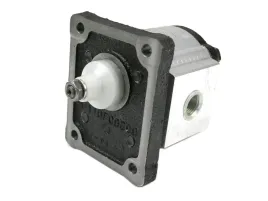 pompa-hydrauliczna-zebata-2-5cm3-grupa-1-typ-europejski-walek-1-8-przyl